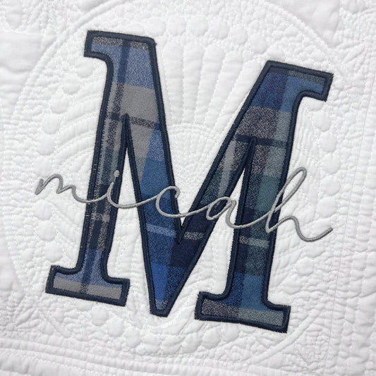INITIAL APPLIQUE | BABY QUILT